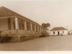 29-00-Tomboco_quartel.jpg